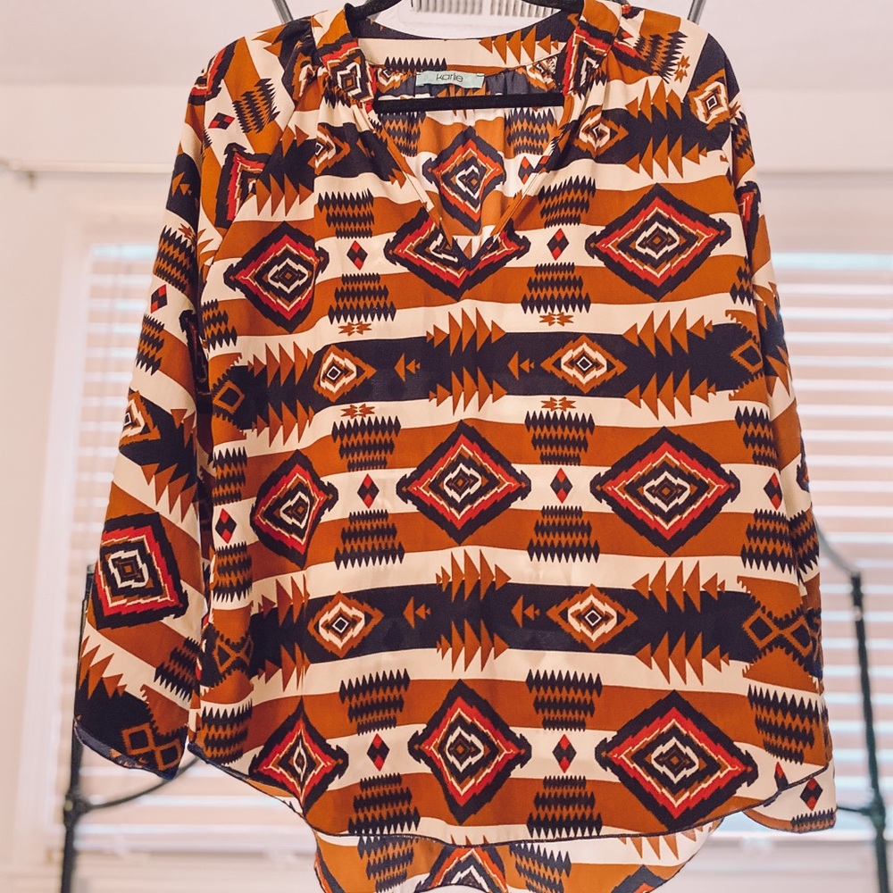 Long sleeve lightweight shirt.